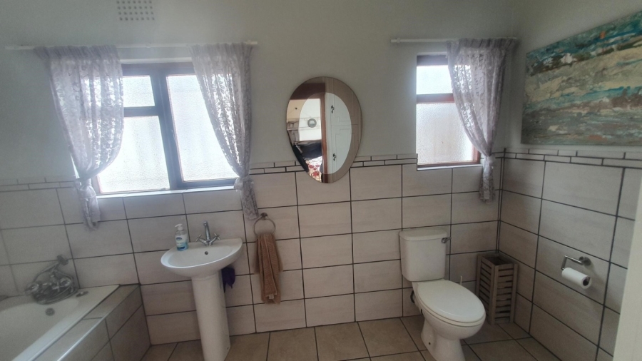 4 Bedroom Property for Sale in Saldanha Western Cape